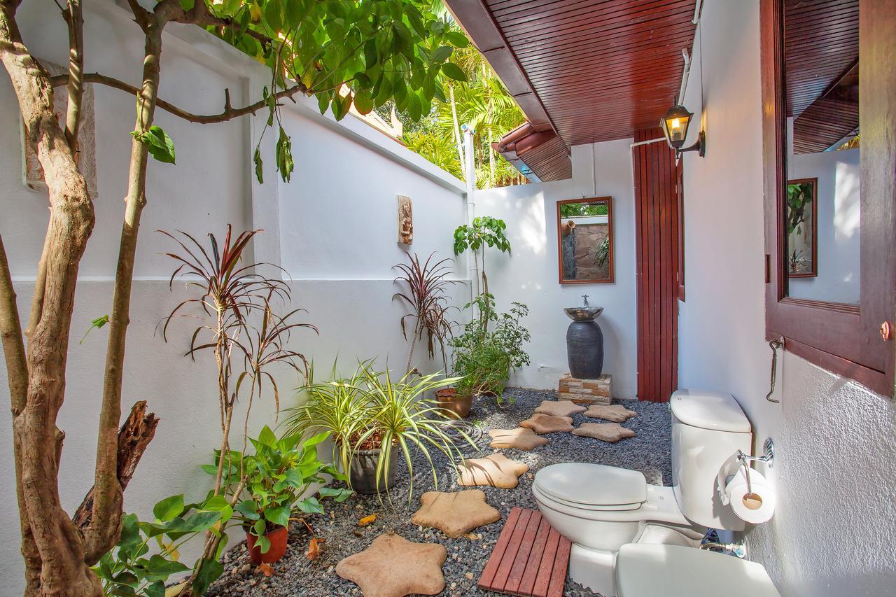 Traditional Thai Villa Nikkie In Tropical Nature, 4Br & Pool, Near Rawai Beach Nai Harn Eksteriør billede