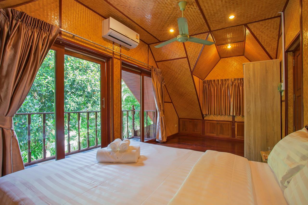 Traditional Thai Villa Nikkie In Tropical Nature, 4Br & Pool, Near Rawai Beach Nai Harn Eksteriør billede