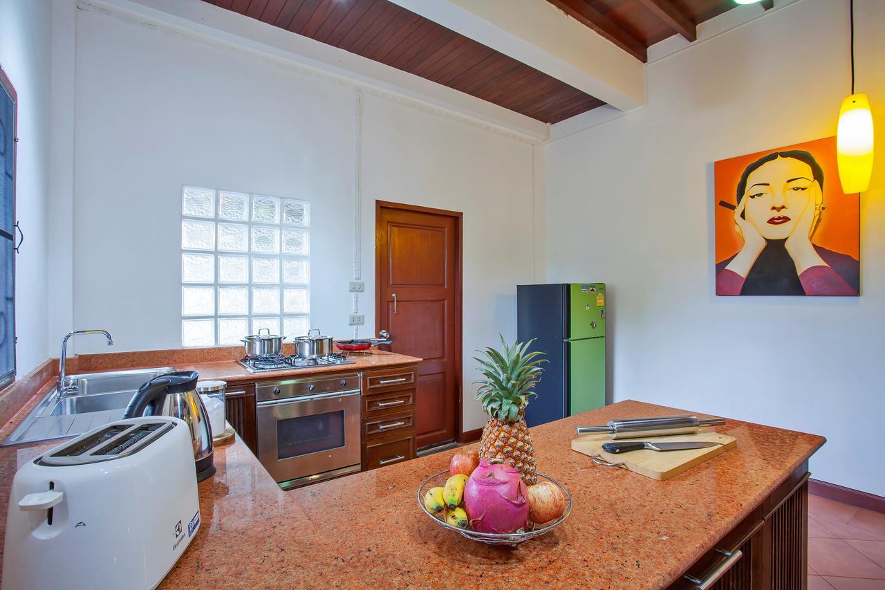 Traditional Thai Villa Nikkie In Tropical Nature, 4Br & Pool, Near Rawai Beach Nai Harn Eksteriør billede